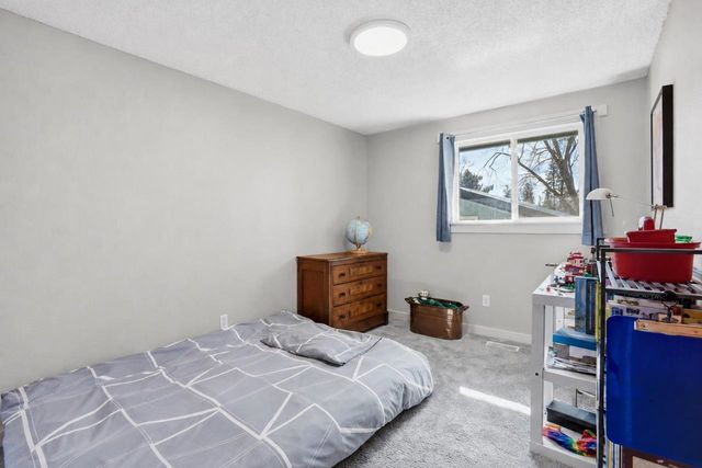 1227 E 36th Ave, Spokane, WA 99203