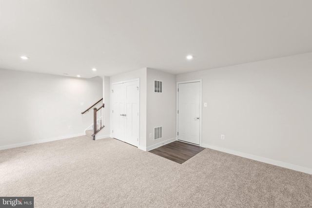 105 BAYHILL TER, Lake Frederick, VA 22630