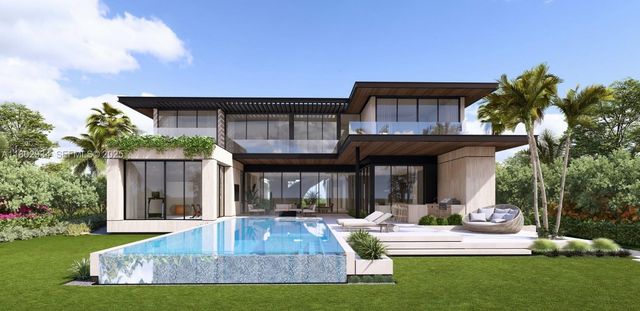 1006 N Southlake Drive, Hollywood, FL 33019