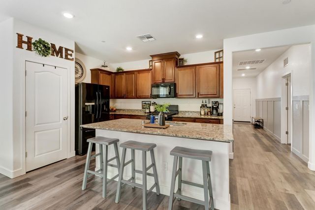 5608 Glowhaven St, Marysville, CA 95901