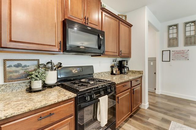 5608 Glowhaven St, Marysville, CA 95901