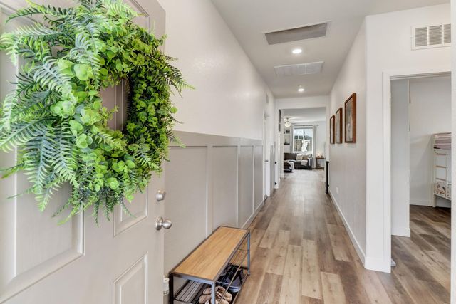 5608 Glowhaven St, Marysville, CA 95901