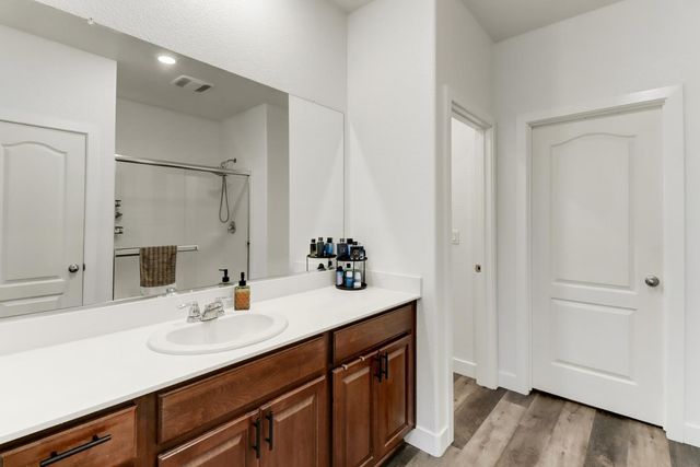 5608 Glowhaven St, Marysville, CA 95901