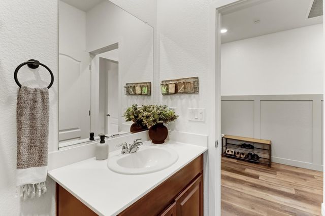 5608 Glowhaven St, Marysville, CA 95901