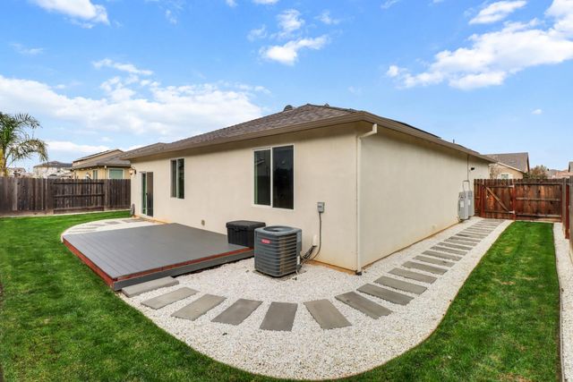 5608 Glowhaven St, Marysville, CA 95901