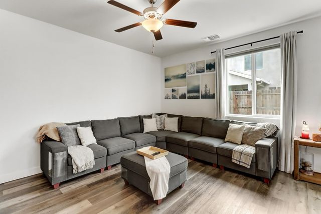 5608 Glowhaven St, Marysville, CA 95901