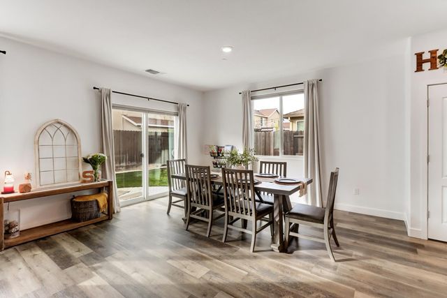 5608 Glowhaven St, Marysville, CA 95901