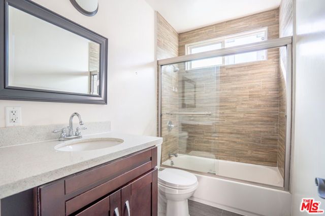 5831 Carlton Way 8, Los Angeles, CA 90028