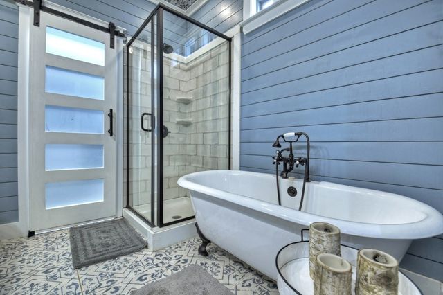 517 Monet Drive, Ellijay, GA 30540