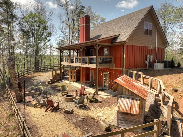 517 Monet Drive, Ellijay, GA 30540