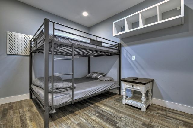 517 Monet Drive, Ellijay, GA 30540