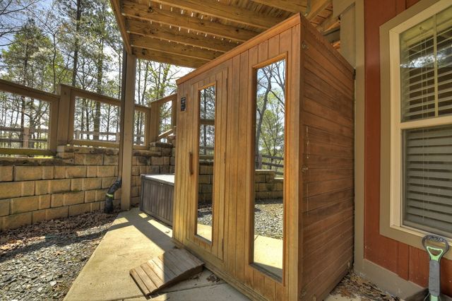 517 Monet Drive, Ellijay, GA 30540