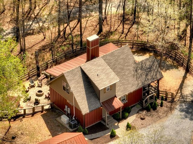 517 Monet Drive, Ellijay, GA 30540
