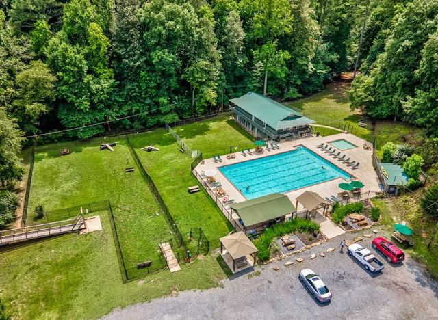 517 Monet Drive, Ellijay, GA 30540