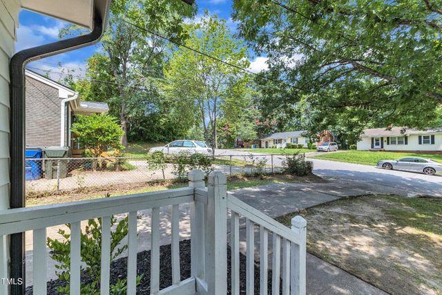 2408 Glascock Street, Raleigh, NC 27610