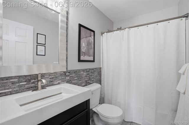 3849 Silver Charm Lane, Oceola Township, MI 48843