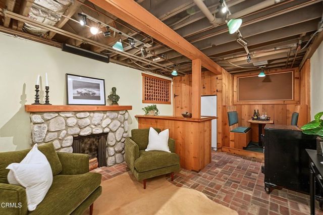3110 Meyerloa Lane, Pasadena, CA 91107