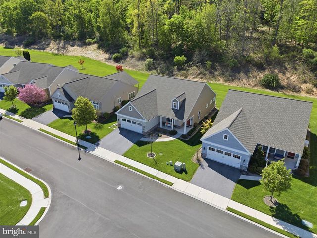 1027 NORTHGATE DR, Lebanon, PA 17042