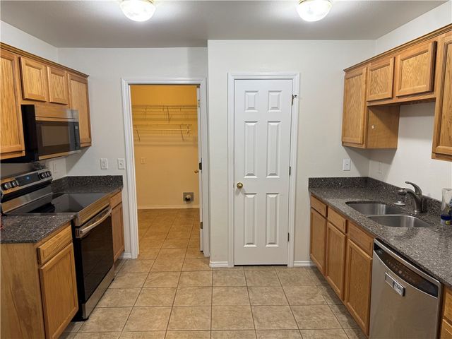 6404 SW High Meadow Boulevard, Bentonville, AR 72713