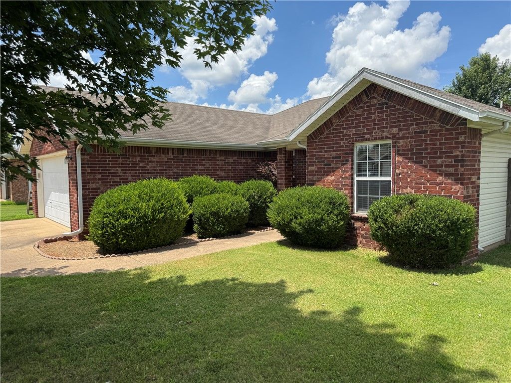 6404 SW High Meadow Boulevard, Bentonville, AR 72713