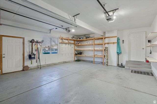 1262 N CIRCLE CV, Lehi, UT 84043