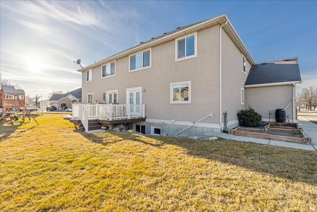 1262 N CIRCLE CV, Lehi, UT 84043