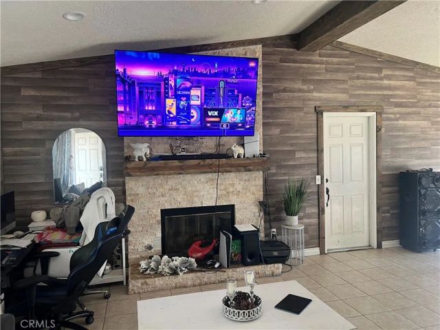 11890 10th, Hesperia, CA 92345