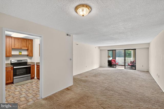 15101 INTERLACHEN DR #1-123, Silver Spring, MD 20906