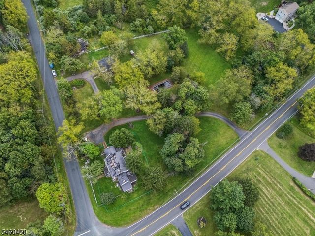 120 Pleasant Run Rd, Readington Twp., NJ 08822