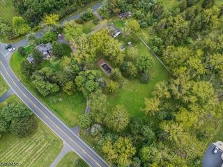120 Pleasant Run Rd, Readington Twp., NJ 08822