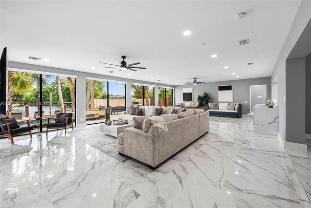 1030 SW 14th Terrace, Fort Lauderdale, FL 33312