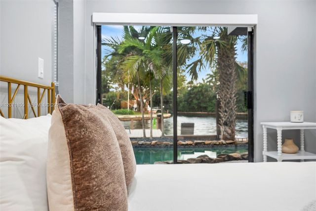 1030 SW 14th Terrace, Fort Lauderdale, FL 33312