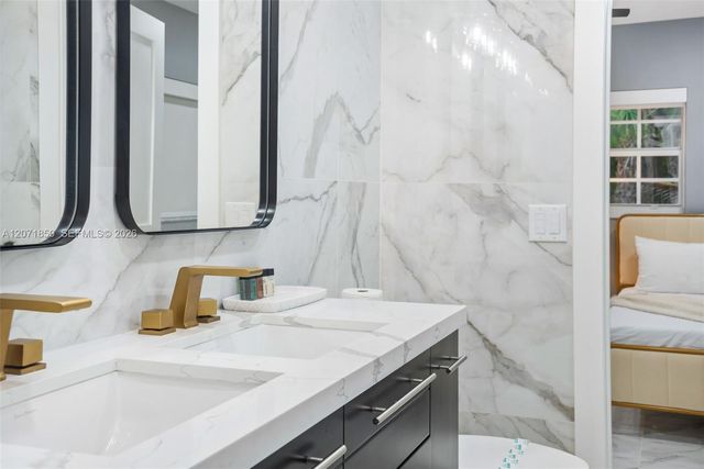 1030 SW 14th Terrace, Fort Lauderdale, FL 33312