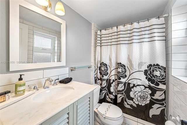 1030 SW 14th Terrace, Fort Lauderdale, FL 33312