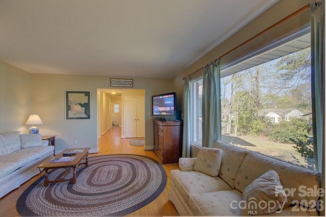 63 Montview Circle, Brevard, NC 28712