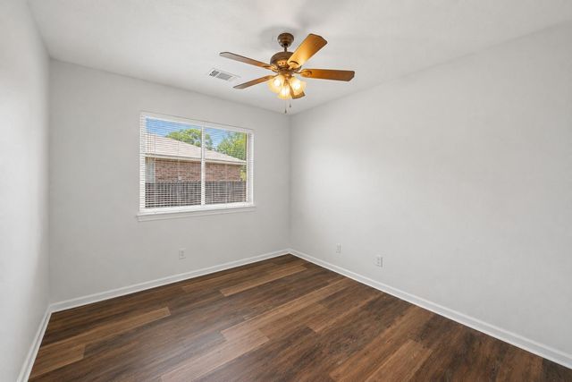 10506 Scenic Drive, Montgomery, TX 77356