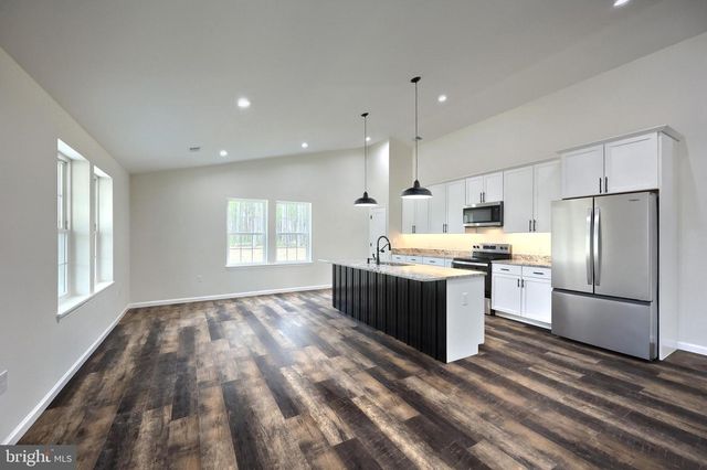 15937 MCDOWELL FARM LN, Stewartstown, PA 17363