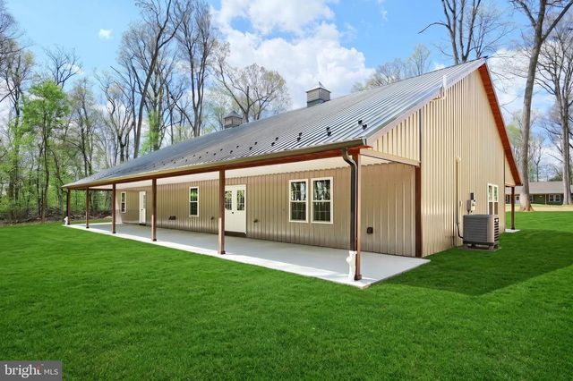 15937 MCDOWELL FARM LN, Stewartstown, PA 17363