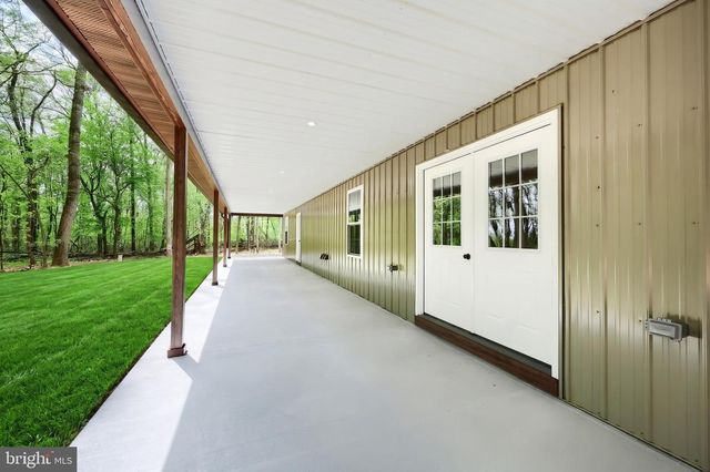 15937 MCDOWELL FARM LN, Stewartstown, PA 17363