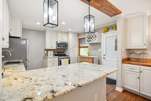 313 Robert Street, Cary, NC 27511