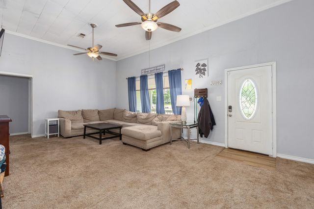 240 7th Street, Trinity, TX 75862