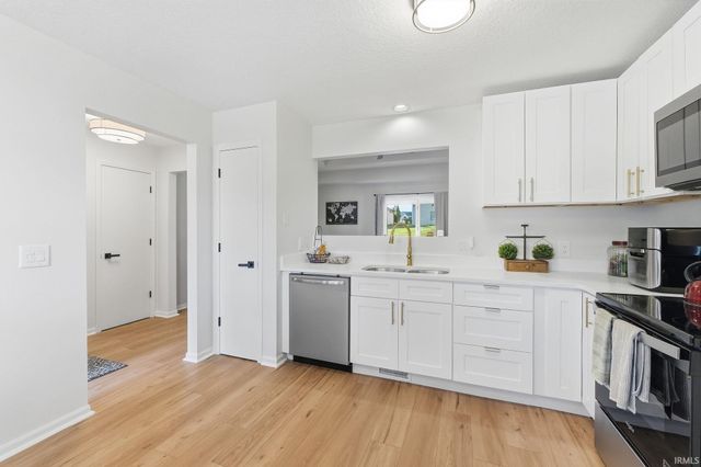 9707 Knoll Creek Cove, Fort Wayne, IN 46804
