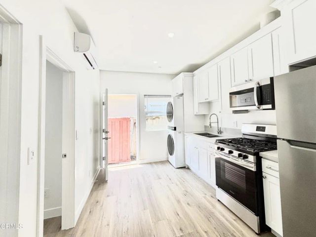 351 Huerta Street 2, Oxnard, CA 93030