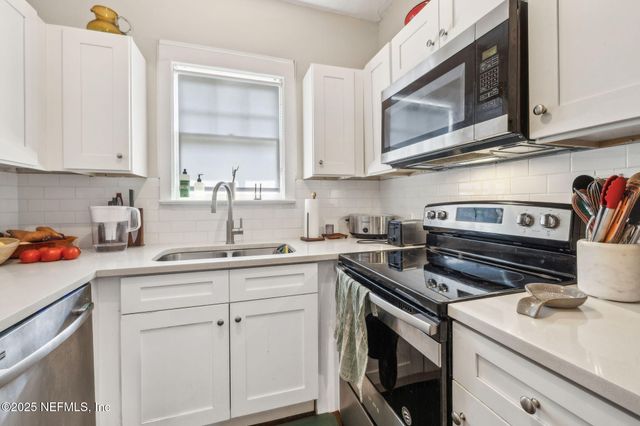 2218 HERSCHEL Street, Jacksonville, FL 32204