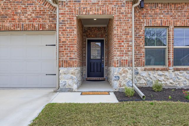 2140 Bellatrix Drive, Haslet, TX 76052