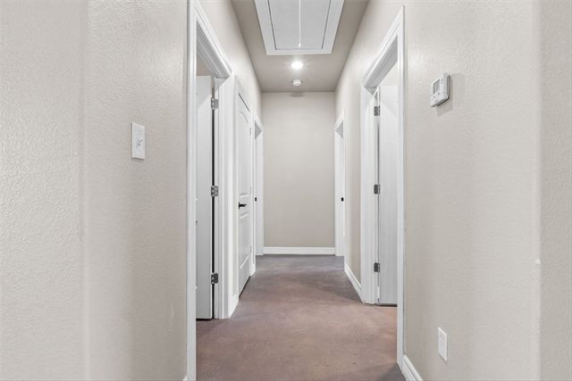 207 S Charles St, George West, TX 78022