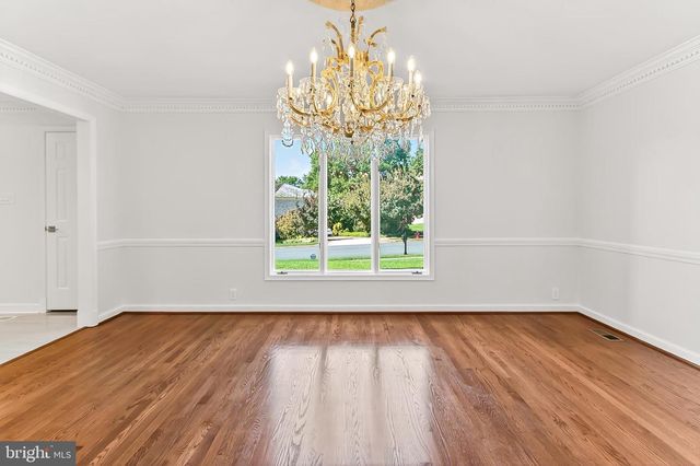 6294 DUNAWAY CT, Mclean, VA 22101