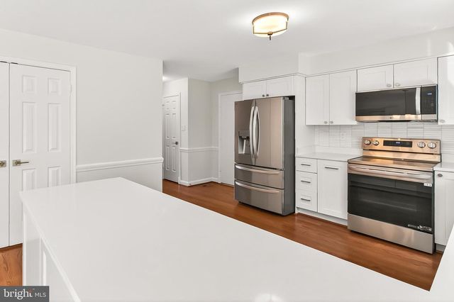 6294 DUNAWAY CT, Mclean, VA 22101