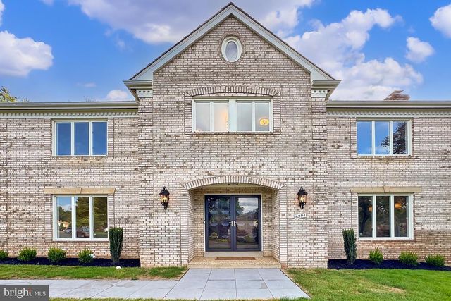 6294 DUNAWAY CT, Mclean, VA 22101