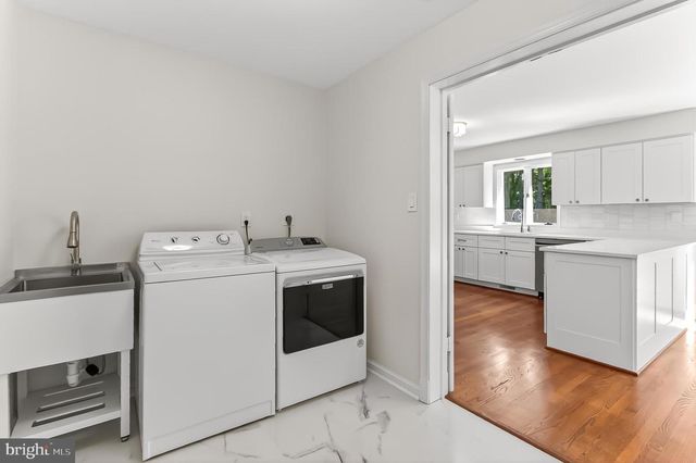 6294 DUNAWAY CT, Mclean, VA 22101